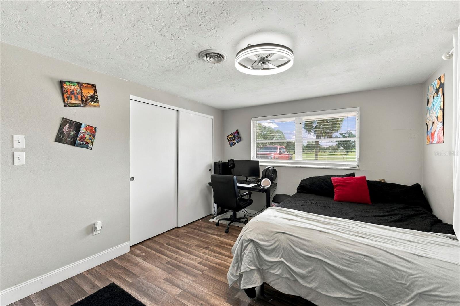 5105 W COUNTRY CLUB DRIVE, Sarasota, FL 34243