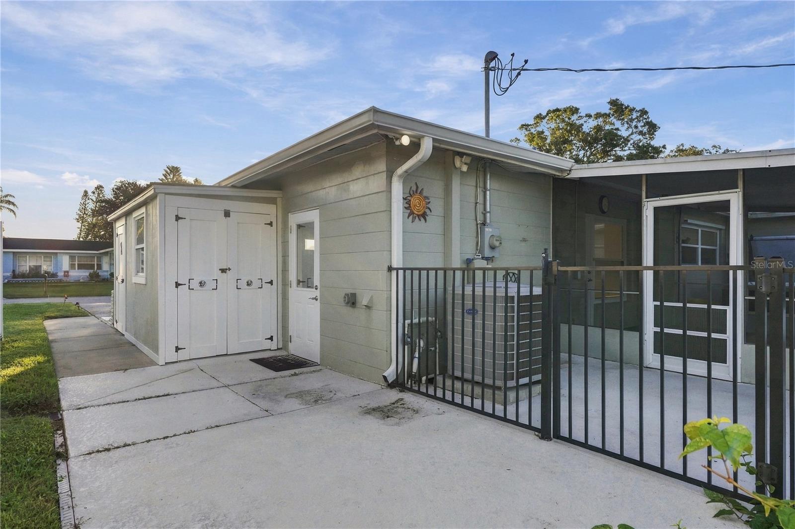 4822 60TH WAY N, Kenneth City, FL 33709