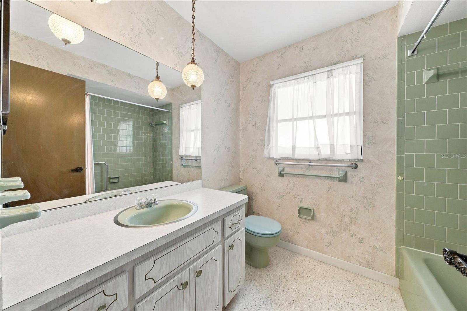 Main bathroom