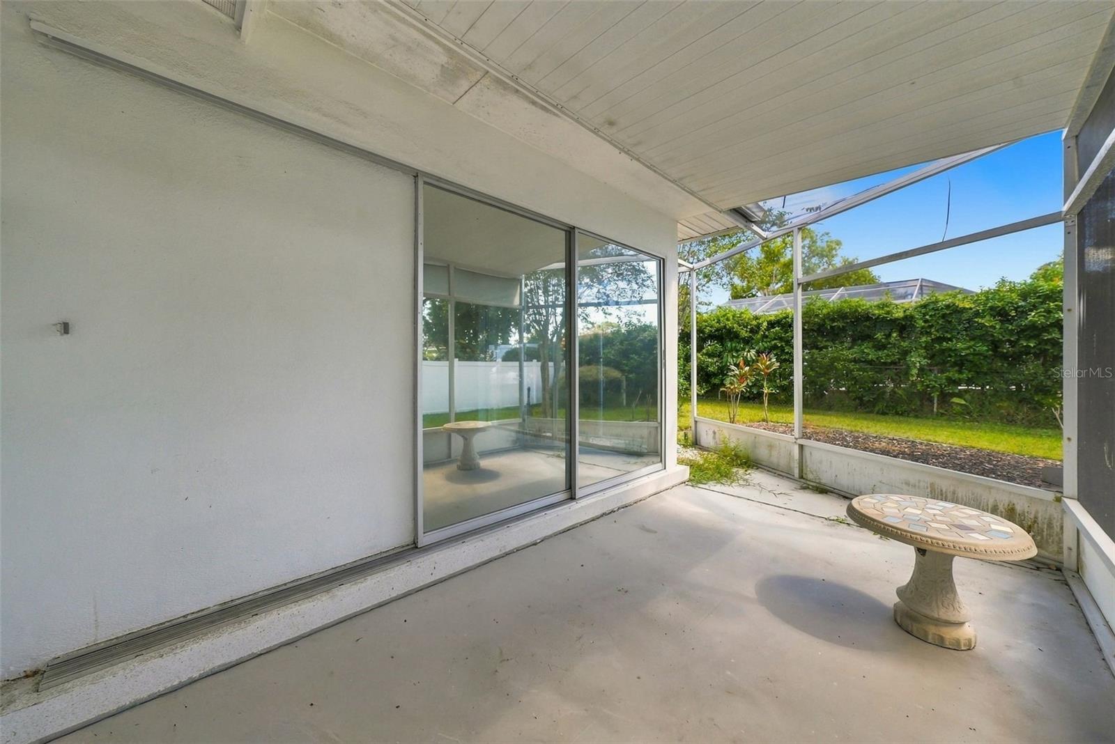 Alternate view of screened in patio