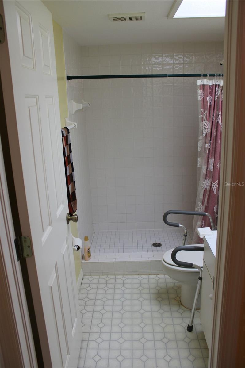 9722 INDIAN KEY TRAIL, #116, Seminole, FL 33776