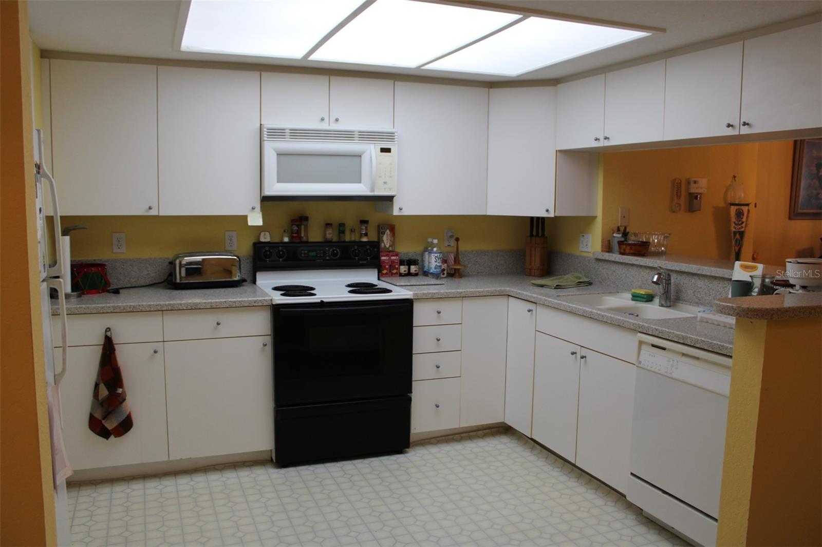 9722 INDIAN KEY TRAIL, #116, Seminole, FL 33776