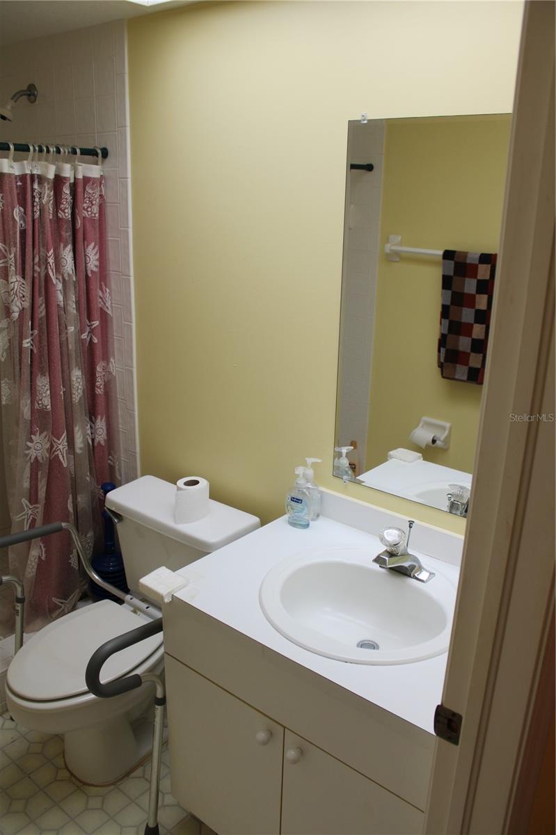 9722 INDIAN KEY TRAIL, #116, Seminole, FL 33776