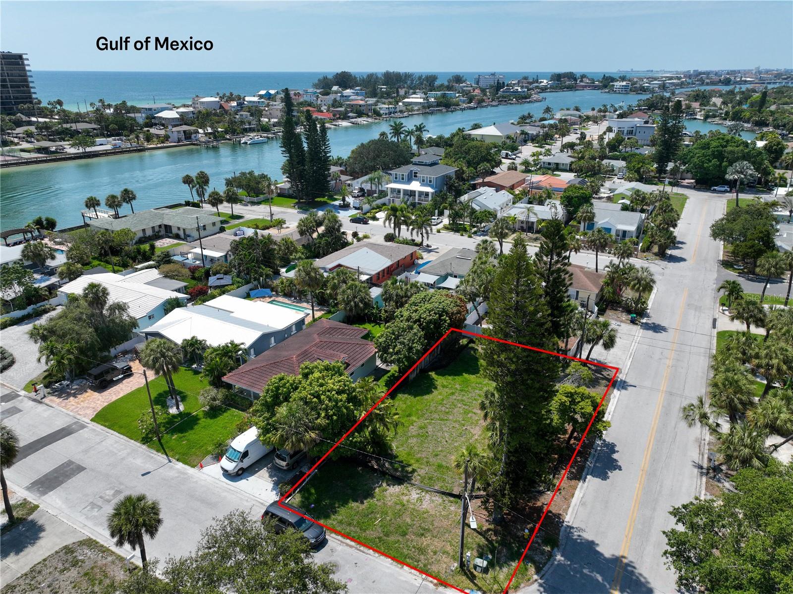 601 77TH AVENUE, St Pete Beach, FL 33706