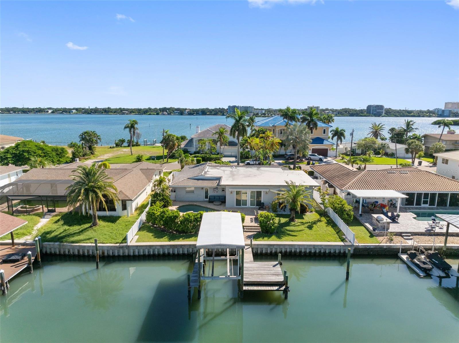 68 S WINDWARD ISLAND W, Clearwater Beach, FL 33767