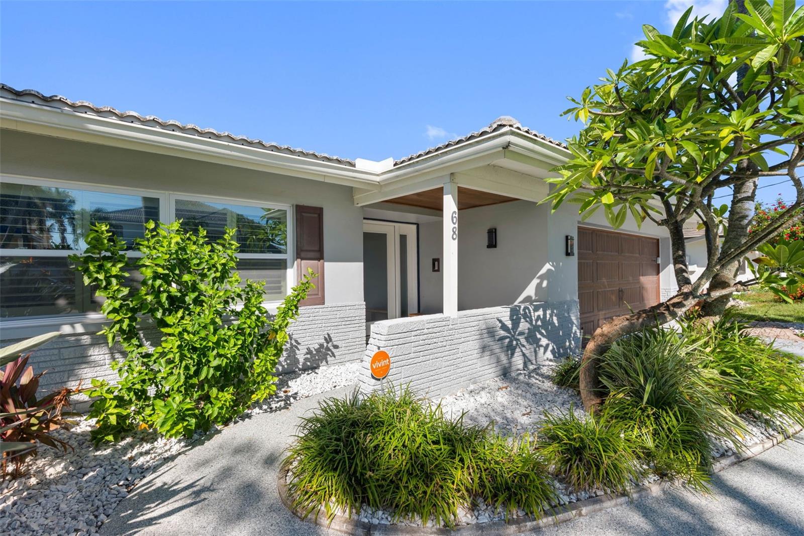 68 S WINDWARD ISLAND W, Clearwater Beach, FL 33767 68 S WINDWARD ISLAND W, Clearwater Beach, FL 33767