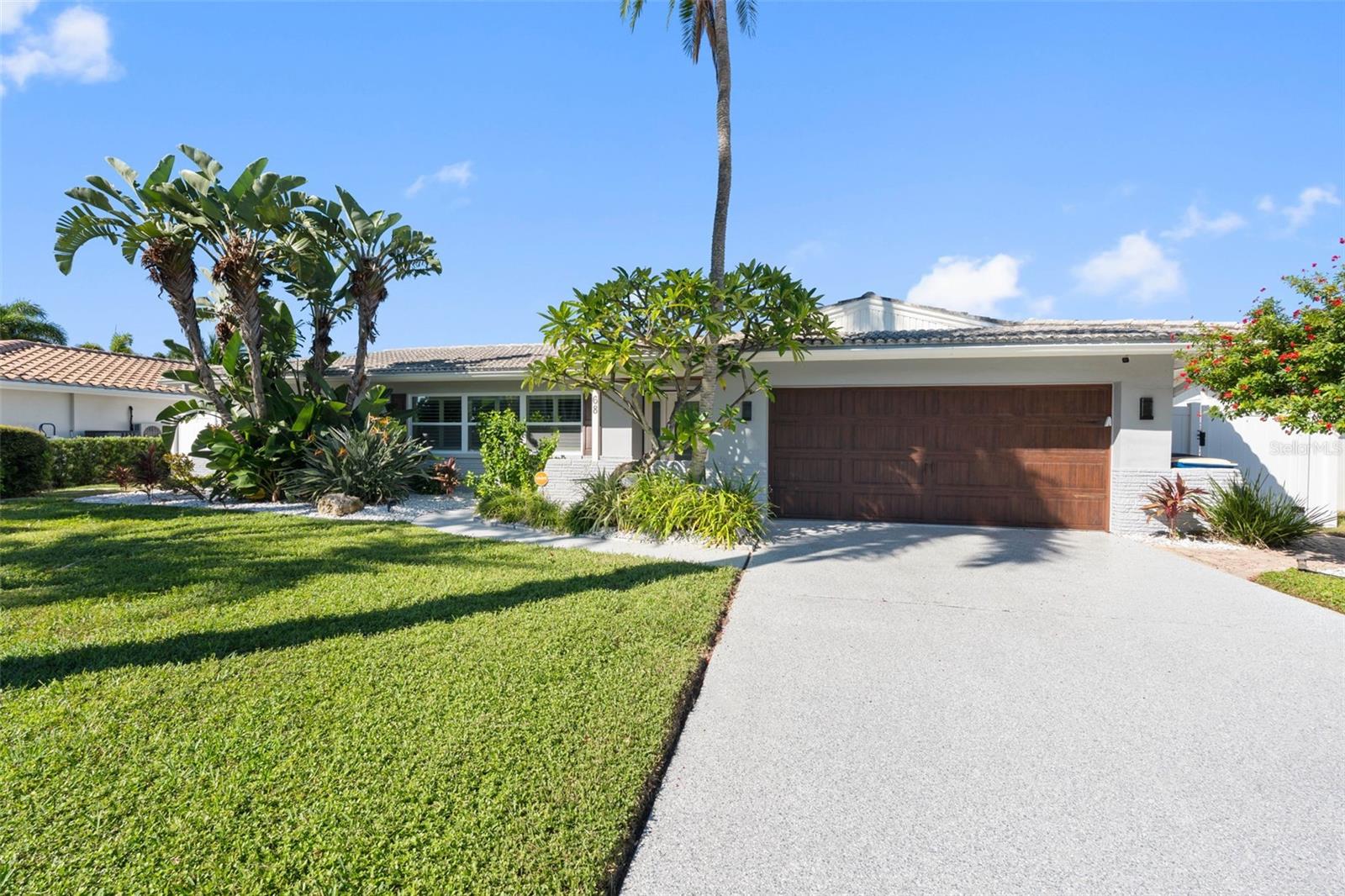 68 S WINDWARD ISLAND W, Clearwater Beach, FL 33767