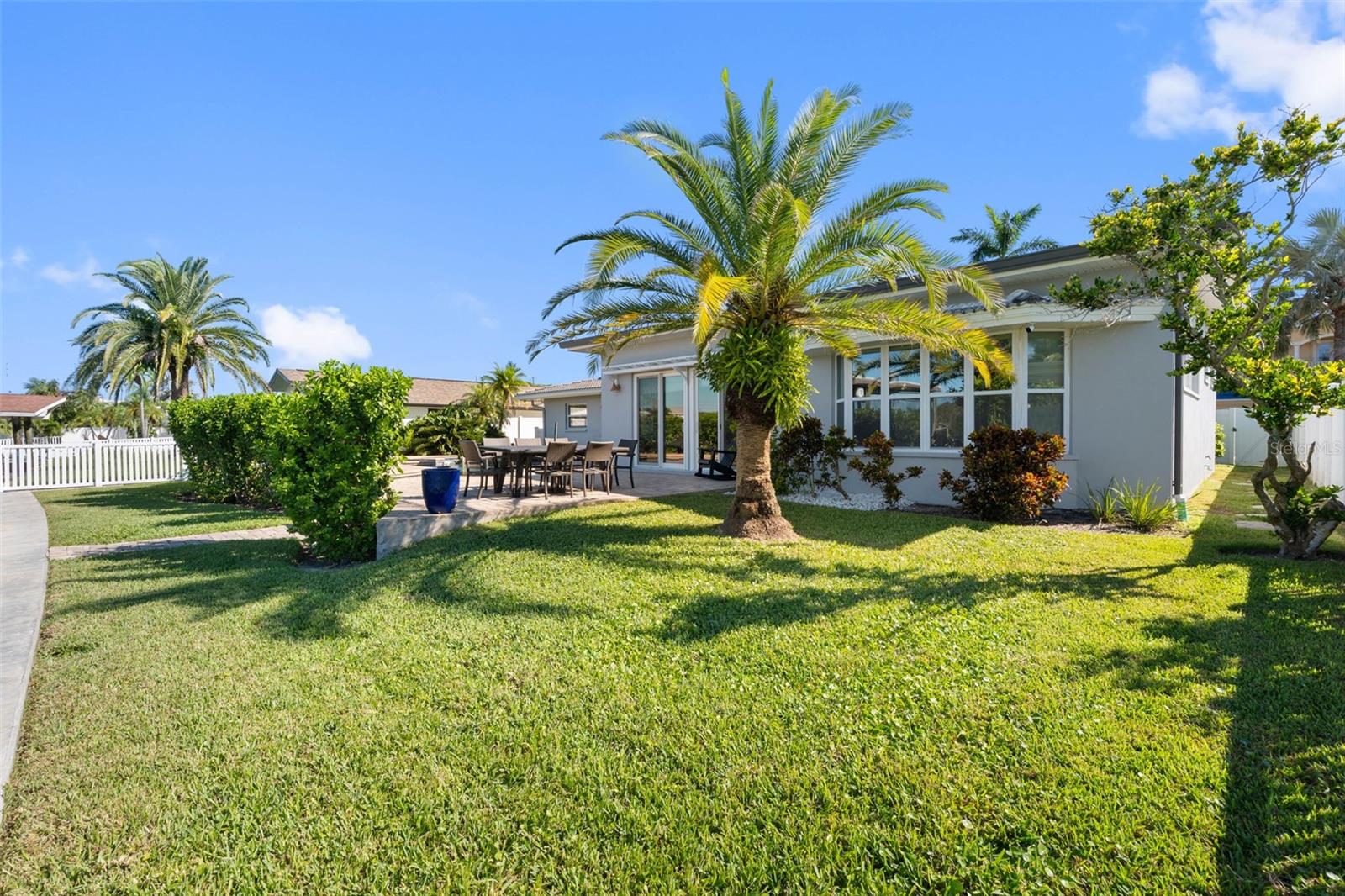 68 S WINDWARD ISLAND W, Clearwater Beach, FL 33767