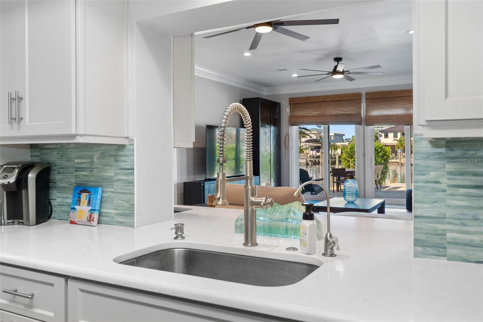 68 S WINDWARD ISLAND W, Clearwater Beach, FL 33767