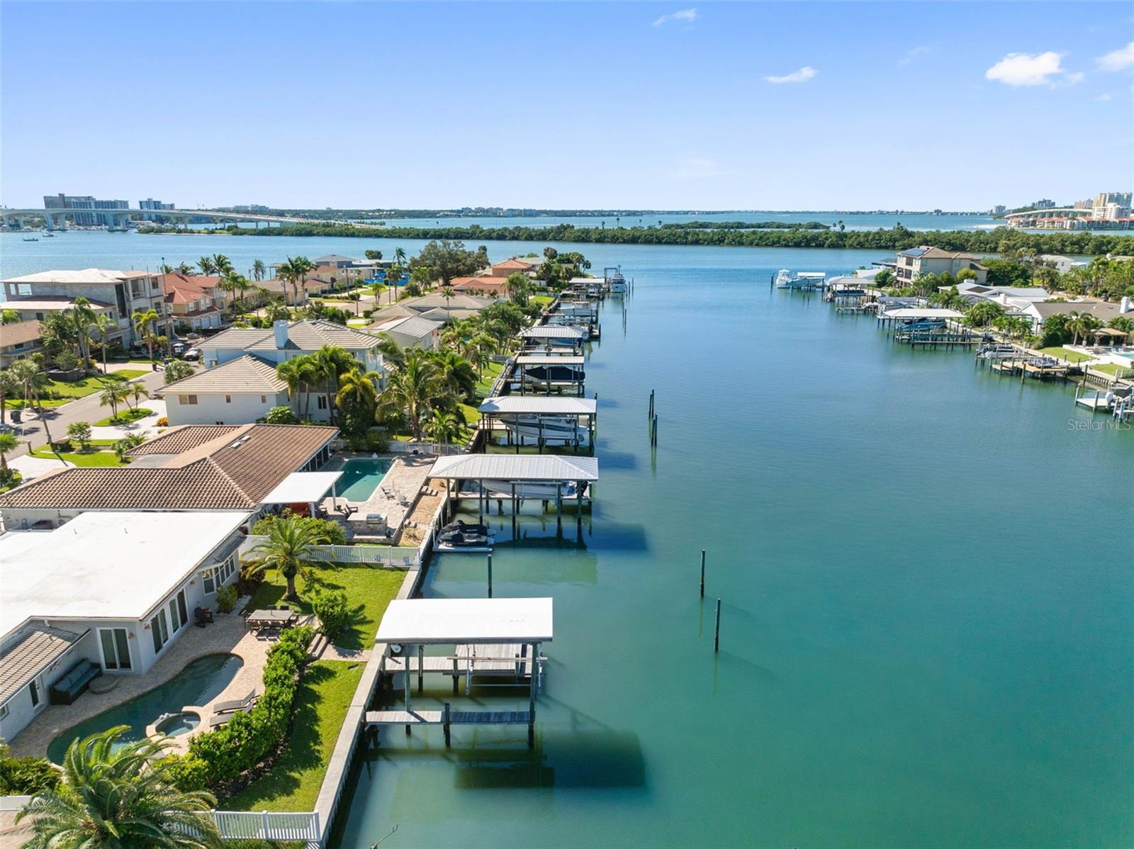 68 S WINDWARD ISLAND W, Clearwater Beach, FL 33767