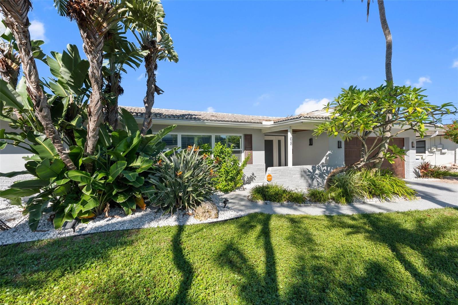 68 S WINDWARD ISLAND W, Clearwater Beach, FL 33767