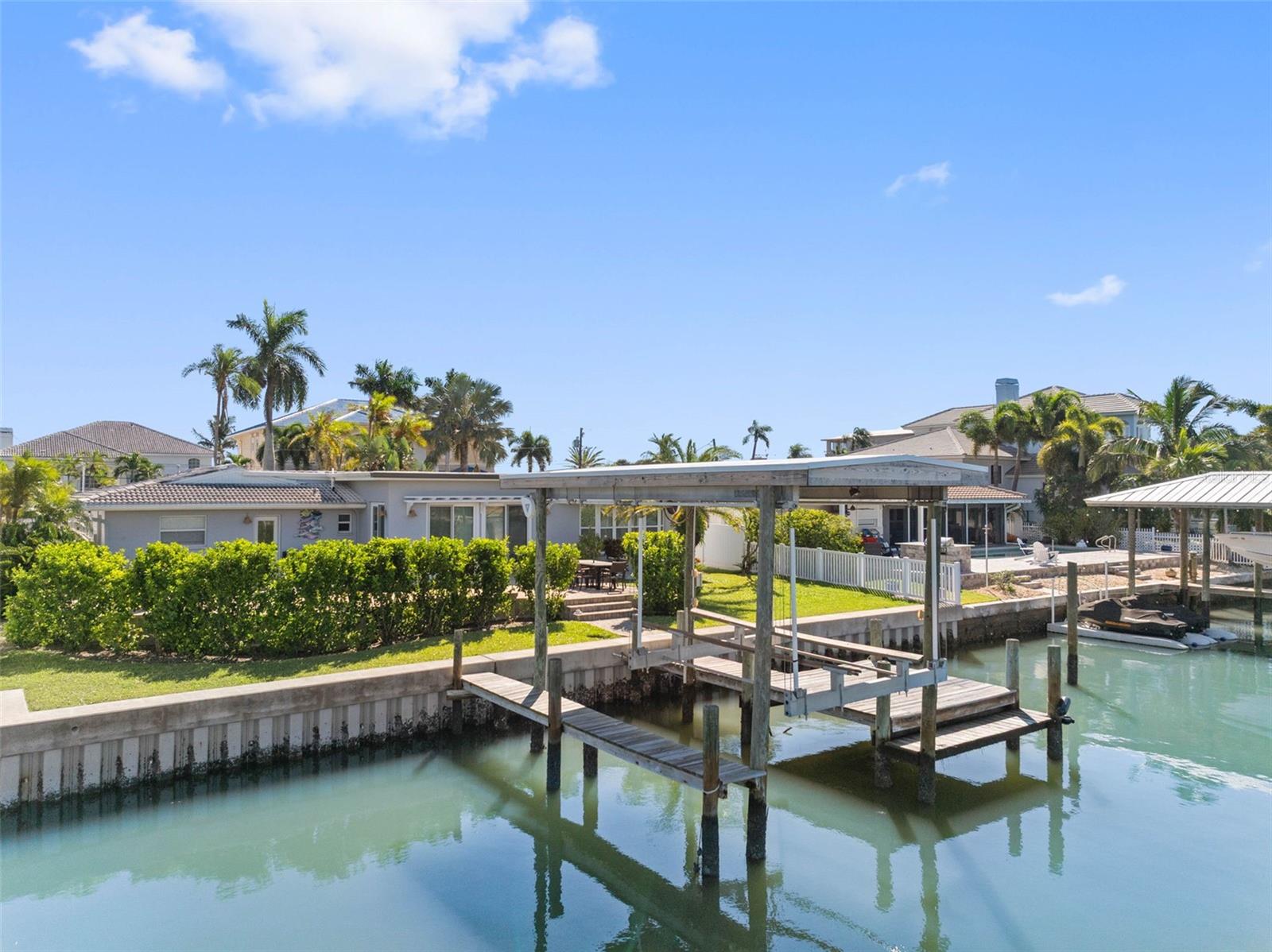 68 S WINDWARD ISLAND W, Clearwater Beach, FL 33767