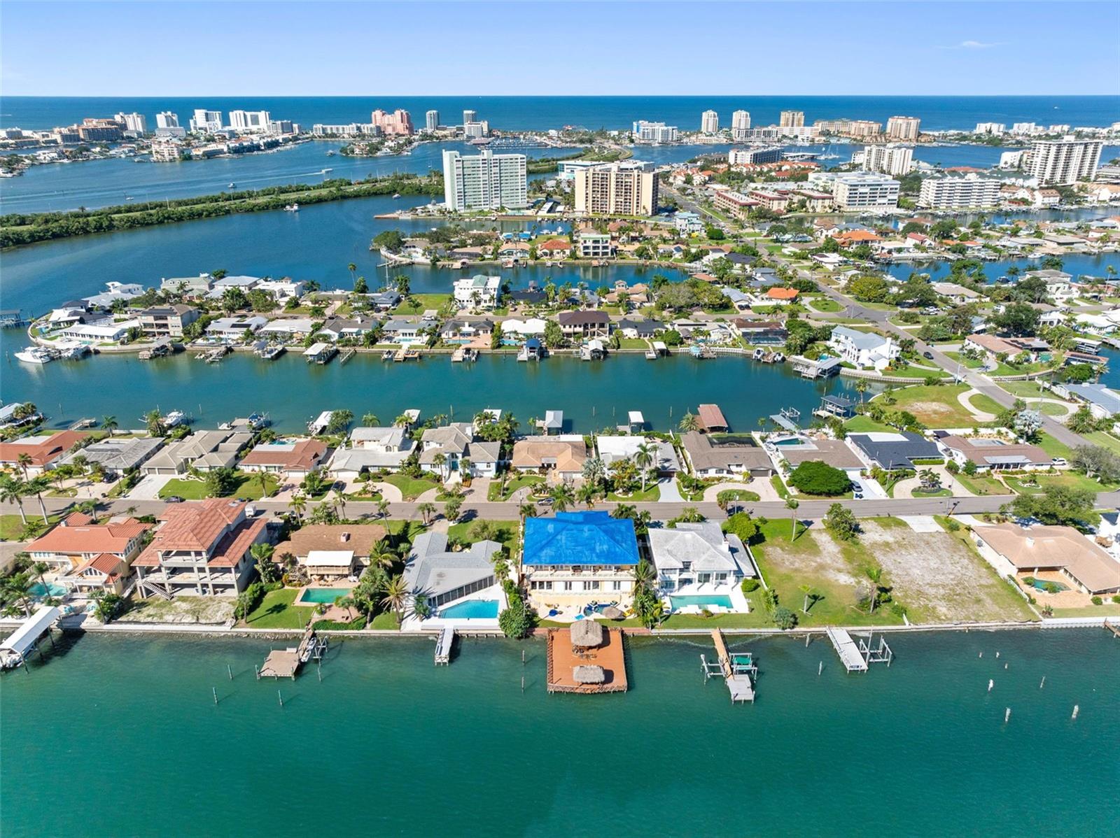 68 S WINDWARD ISLAND W, Clearwater Beach, FL 33767