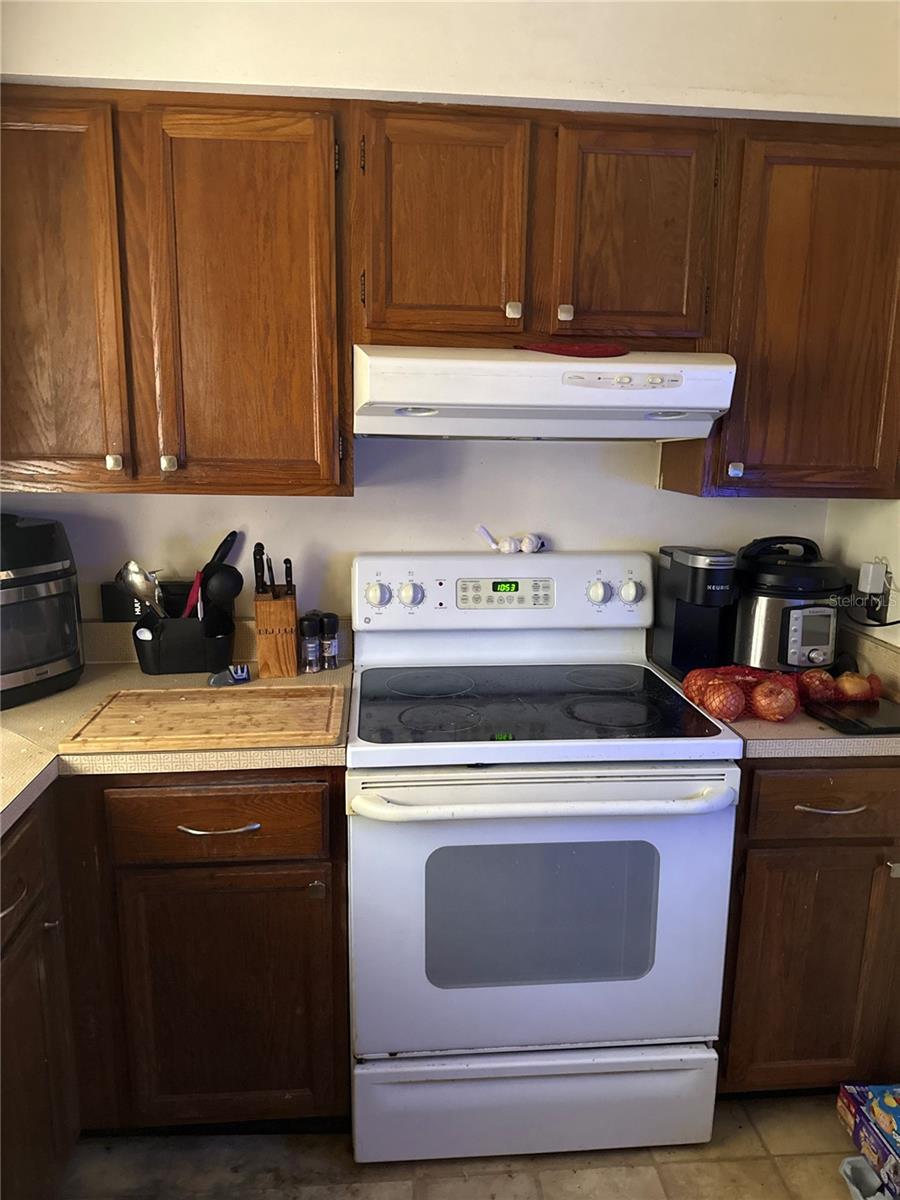 6904 SW 42ND PLACE, Gainesville, FL 32608