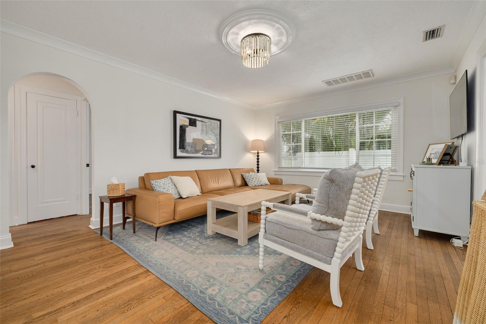 729 26TH AVENUE N, St Petersburg, FL 33704