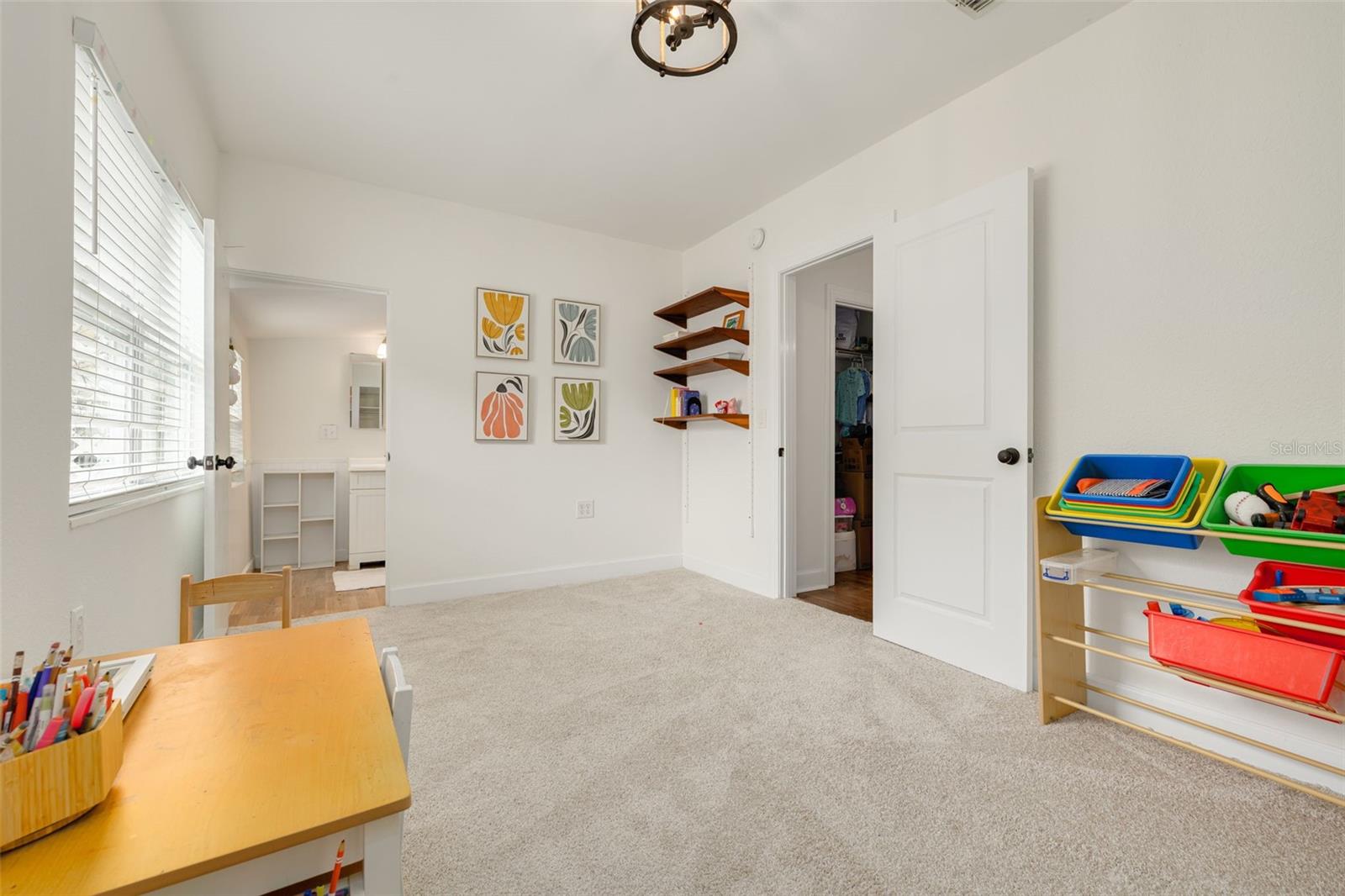 729 26TH AVENUE N, St Petersburg, FL 33704