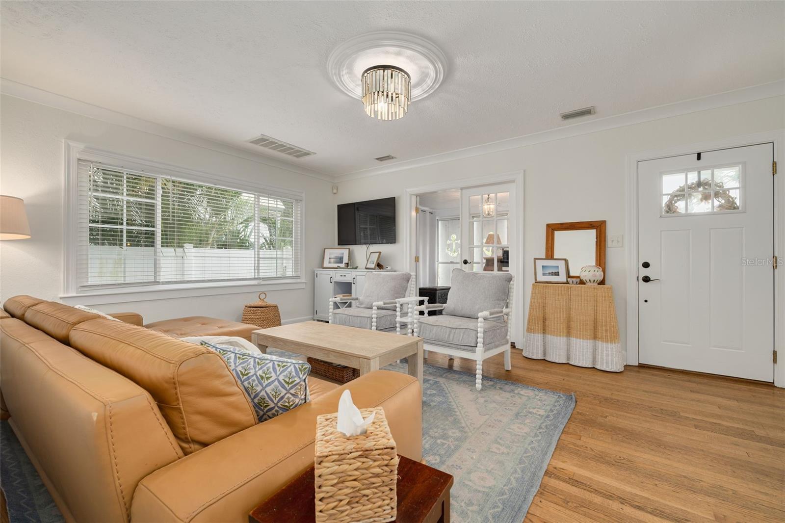 729 26TH AVENUE N, St Petersburg, FL 33704