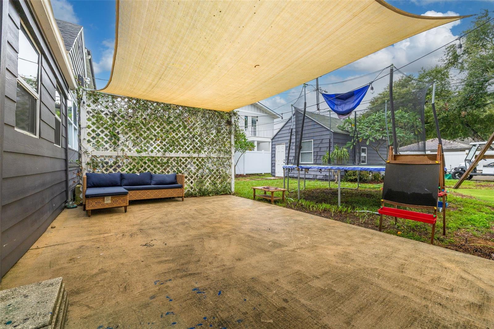 729 26TH AVENUE N, St Petersburg, FL 33704