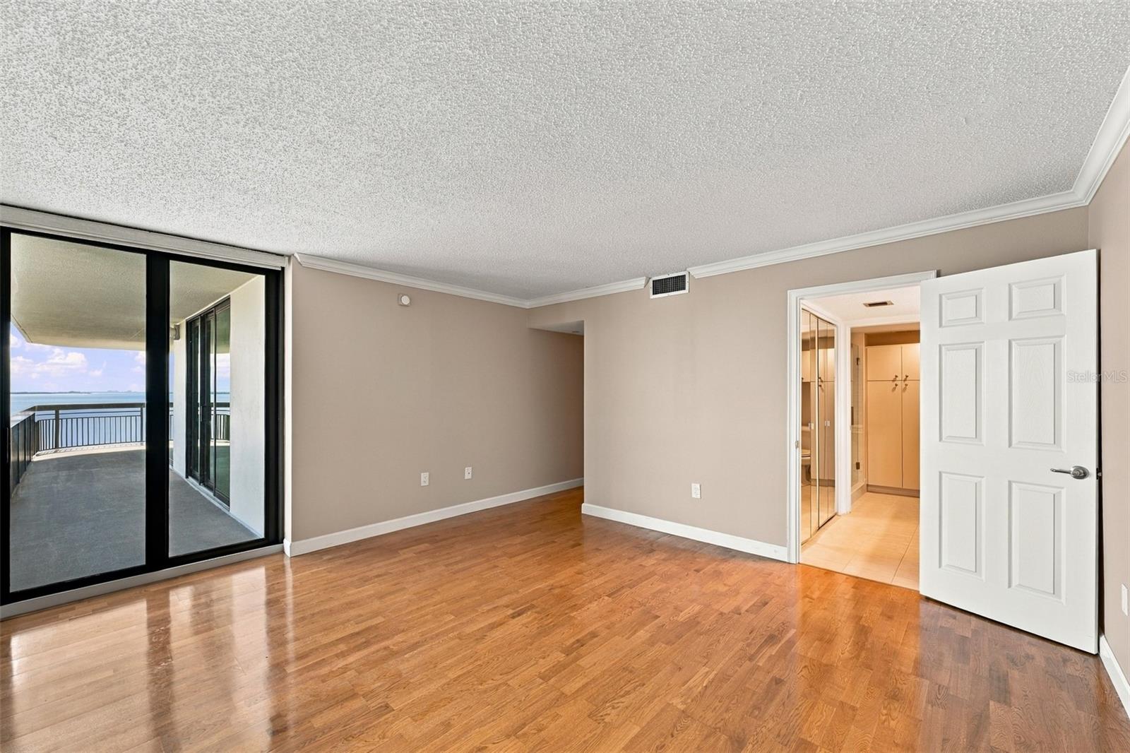 2413 BAYSHORE BOULEVARD, #1005, Tampa, FL 33629