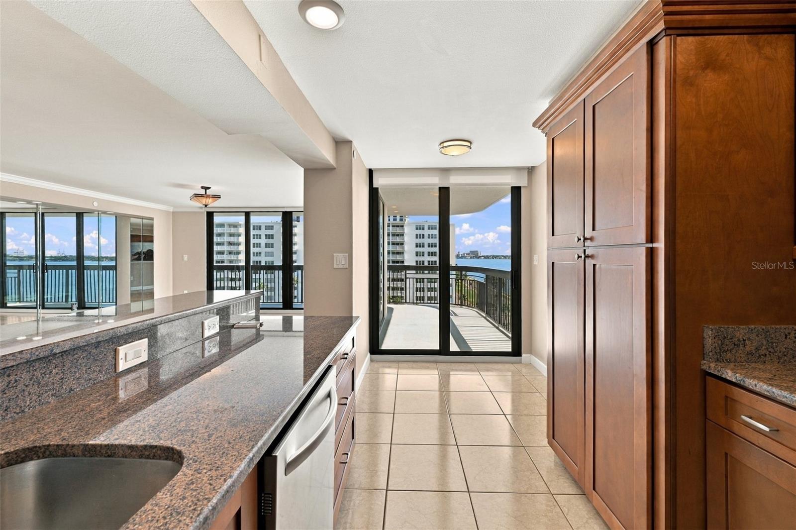 2413 BAYSHORE BOULEVARD, #1005, Tampa, FL 33629
