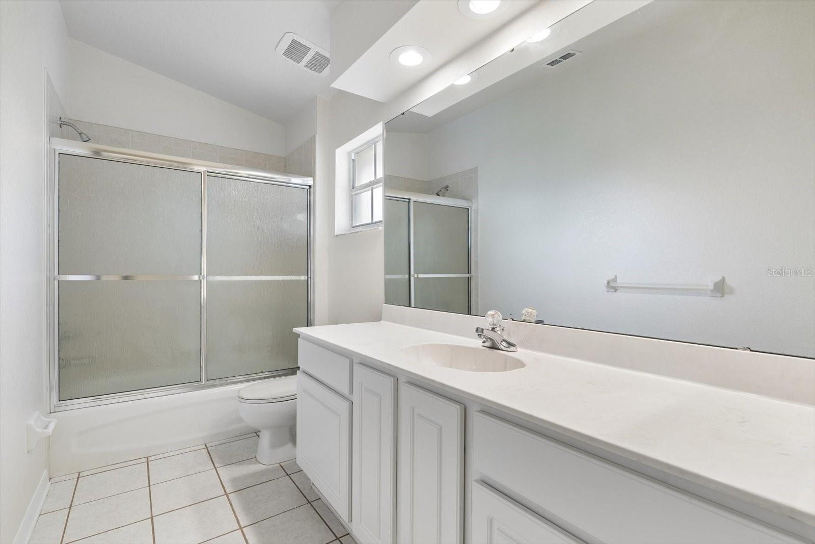6864 BENDELOW DRIVE, Lakeland, FL 33810