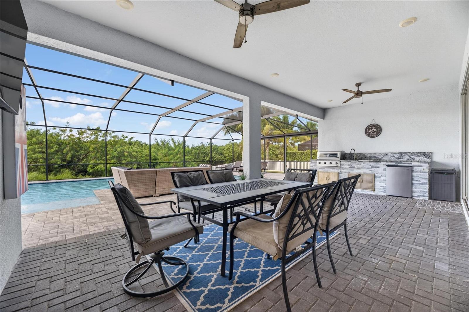 816 MANNS HARBOR DRIVE, Apollo Beach, FL 33572