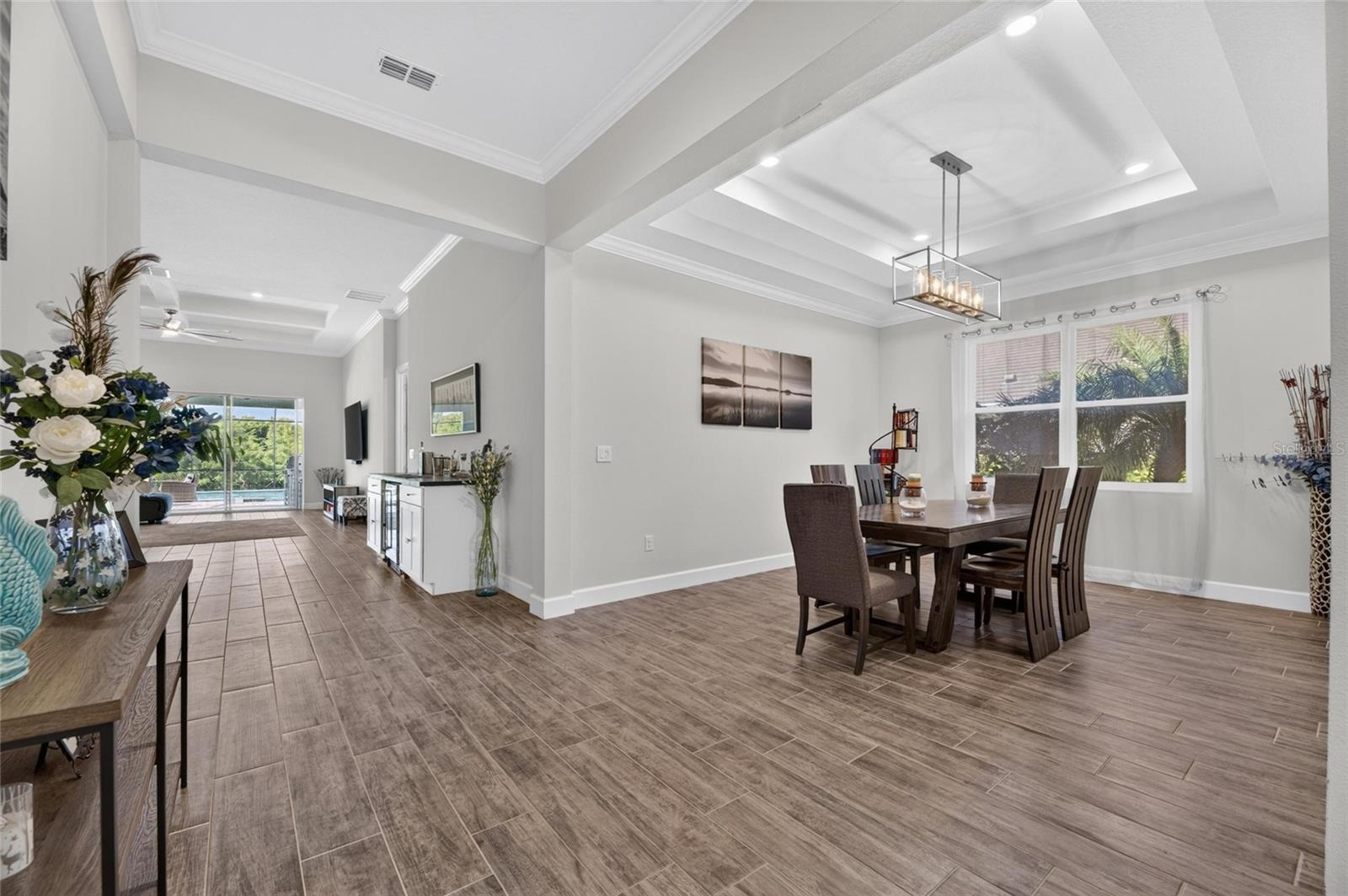 816 MANNS HARBOR DRIVE, Apollo Beach, FL 33572