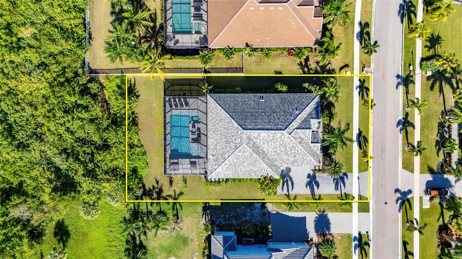 816 MANNS HARBOR DRIVE, Apollo Beach, FL 33572