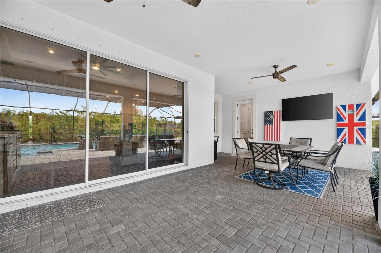 816 MANNS HARBOR DRIVE, Apollo Beach, FL 33572