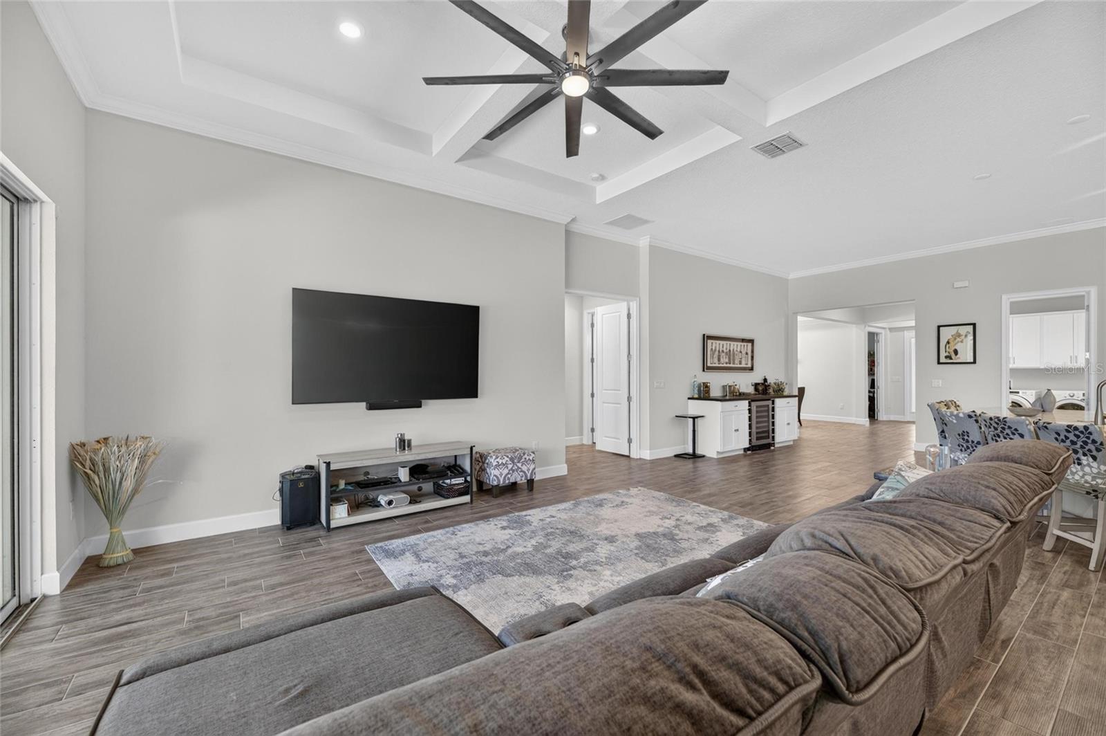 816 MANNS HARBOR DRIVE, Apollo Beach, FL 33572