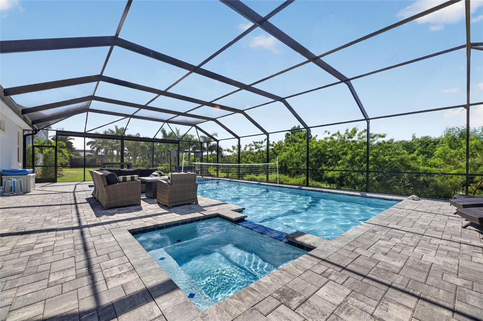 816 MANNS HARBOR DRIVE, Apollo Beach, FL 33572