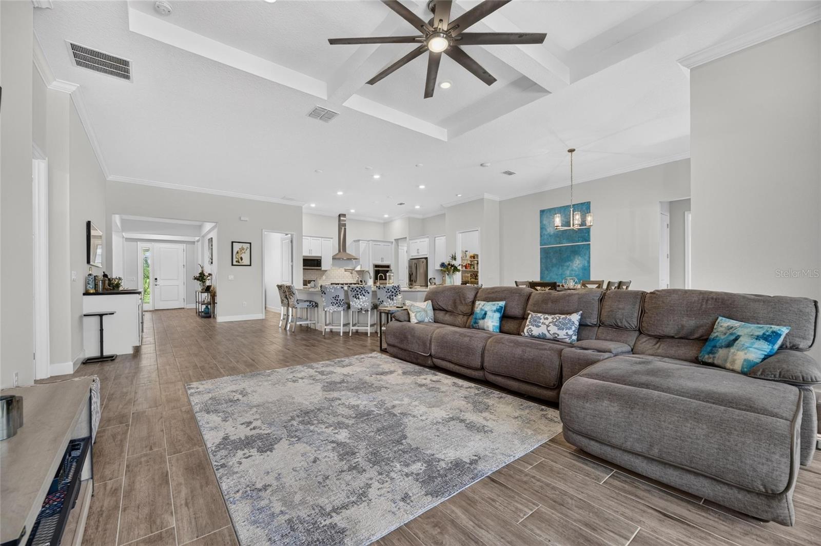 816 MANNS HARBOR DRIVE, Apollo Beach, FL 33572