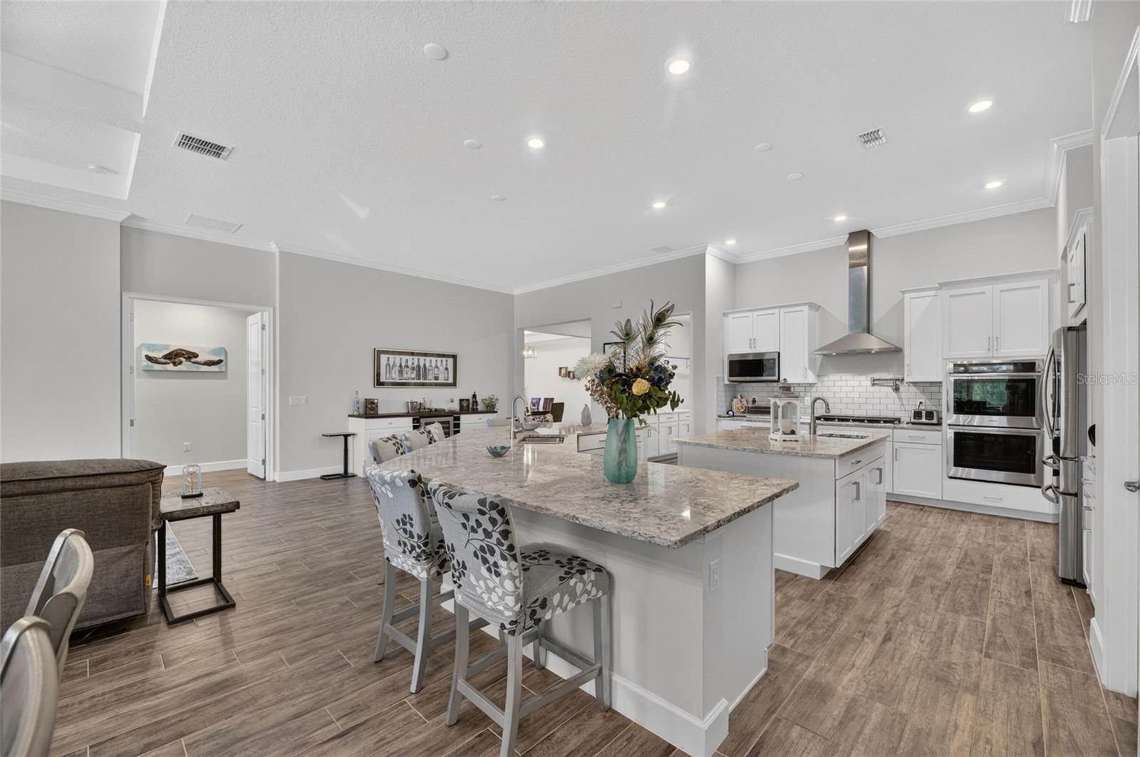 816 MANNS HARBOR DRIVE, Apollo Beach, FL 33572