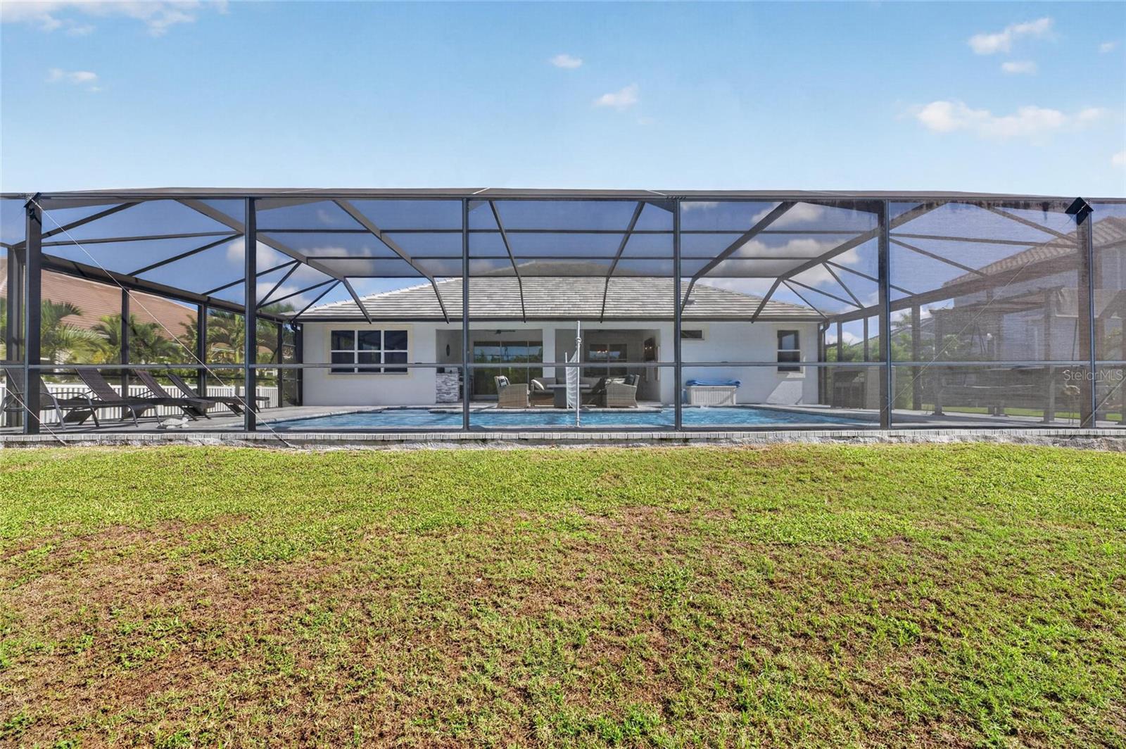 816 MANNS HARBOR DRIVE, Apollo Beach, FL 33572
