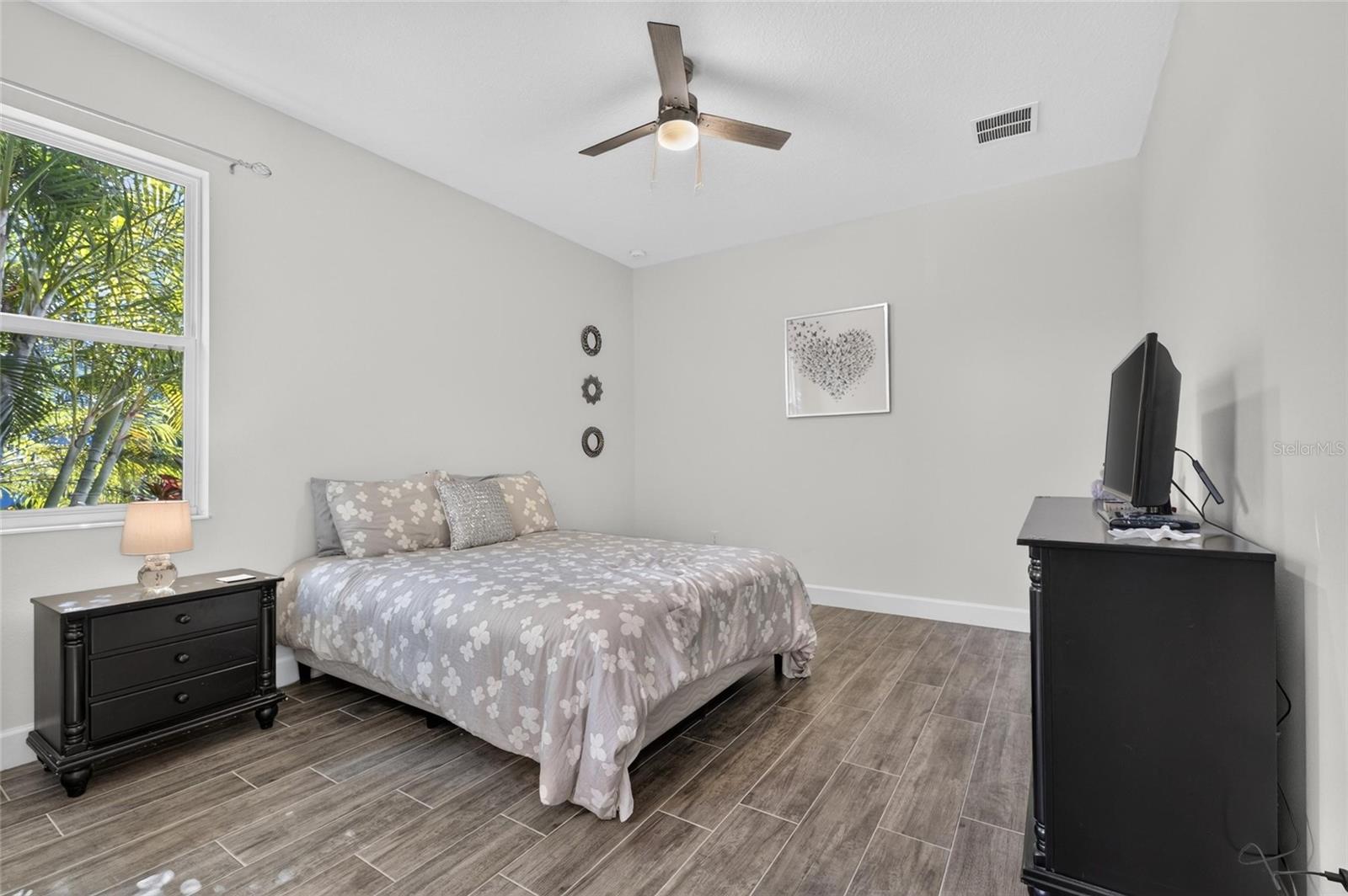 816 MANNS HARBOR DRIVE, Apollo Beach, FL 33572