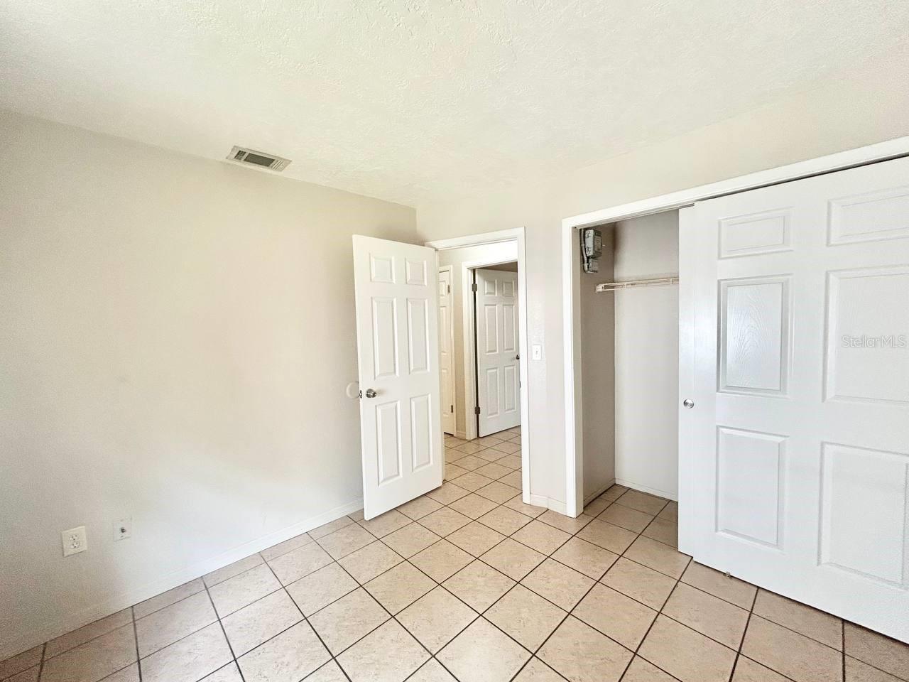 5800 MONTANA AVENUE, New Port Richey, FL 34652