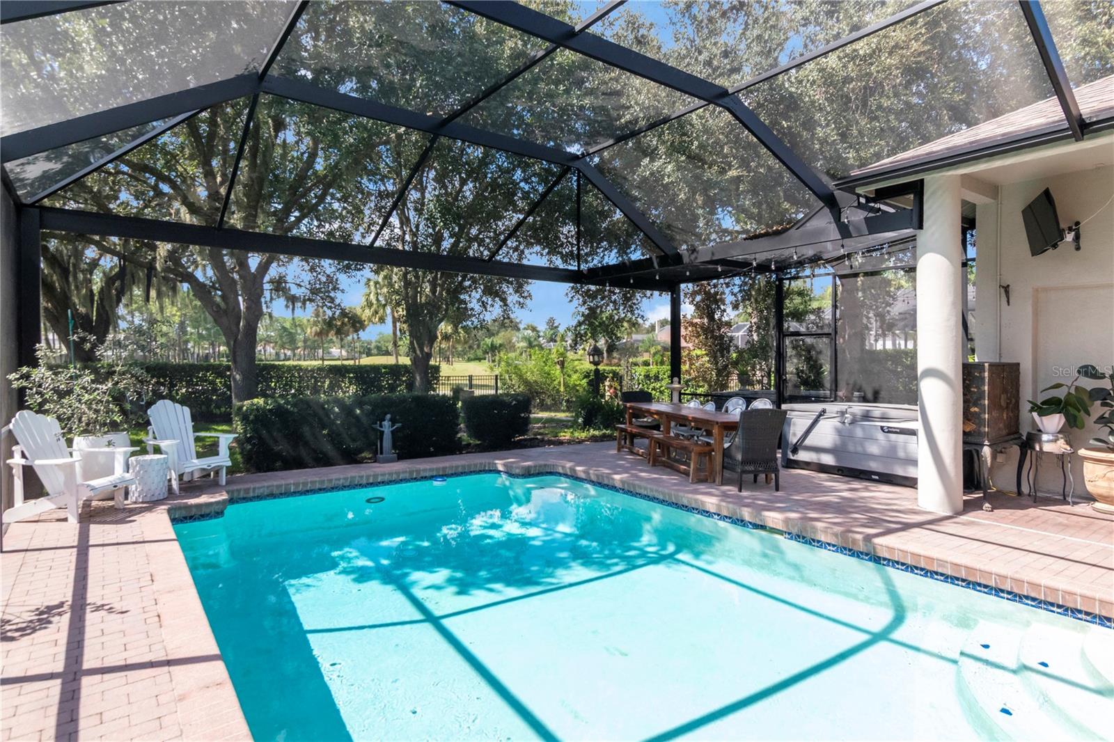 Panoramic Screen Enclosure
