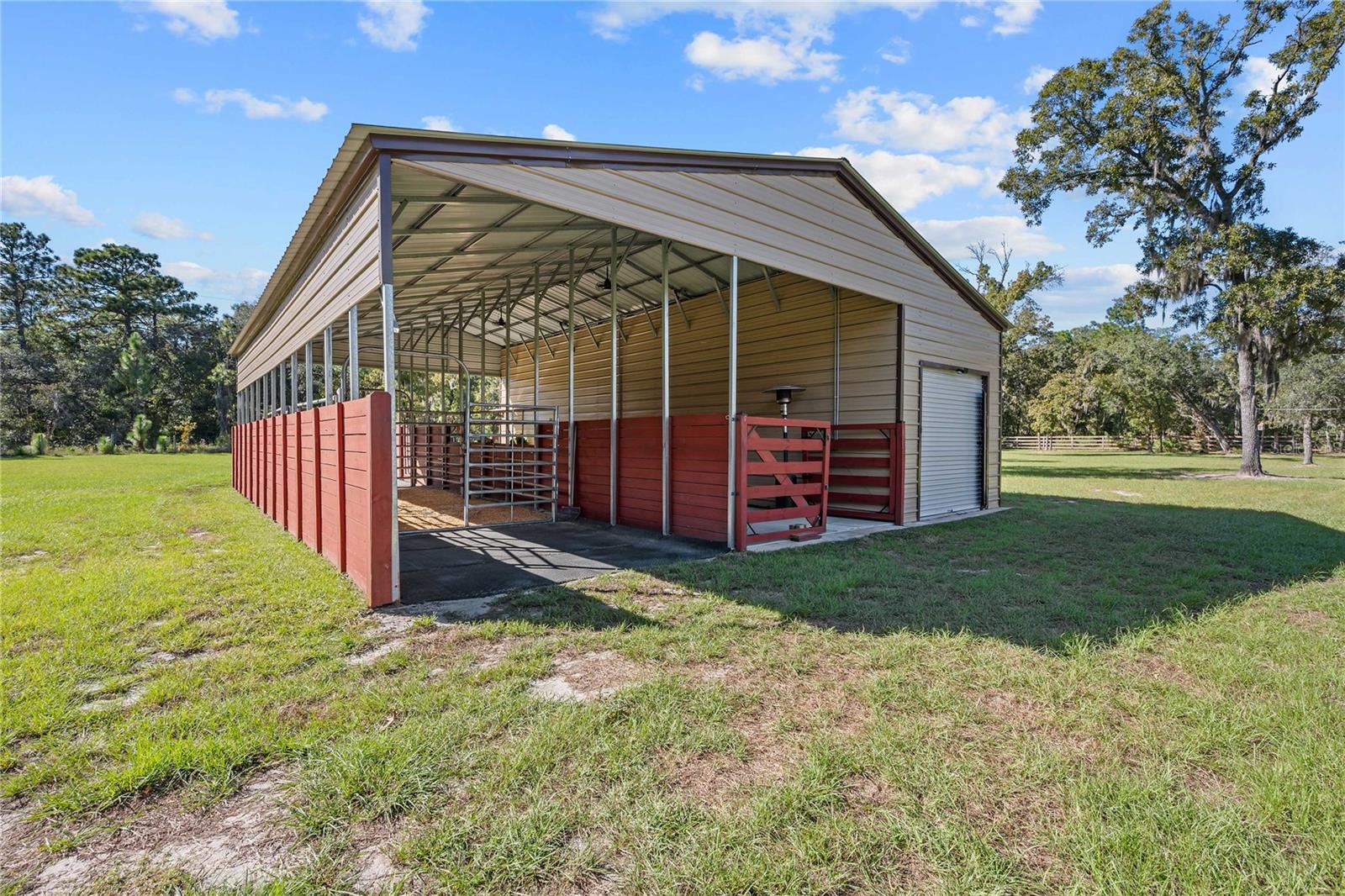 2402 N STAMPEDE DRIVE, Beverly Hills, FL 34465