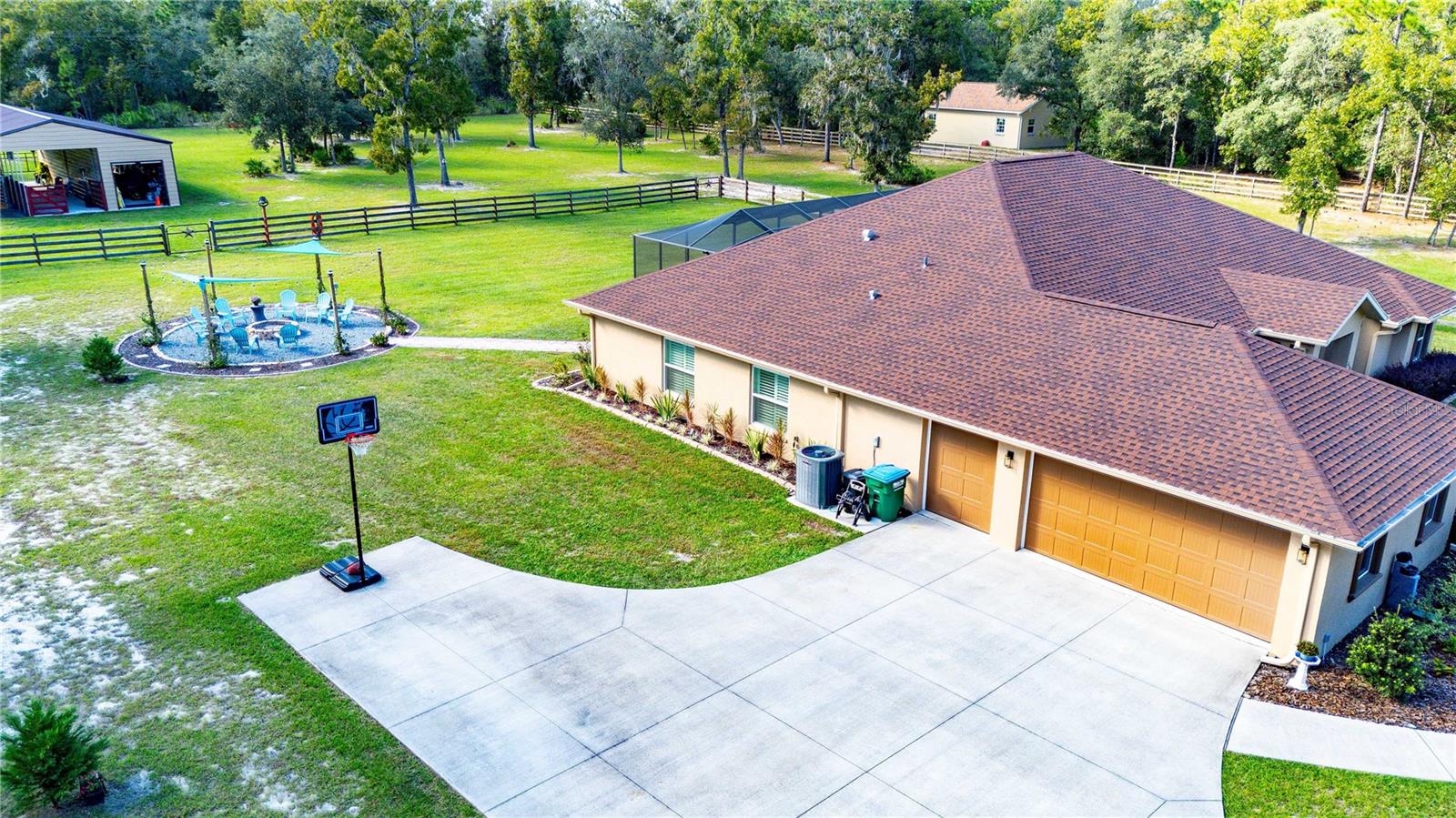 2402 N STAMPEDE DRIVE, Beverly Hills, FL 34465