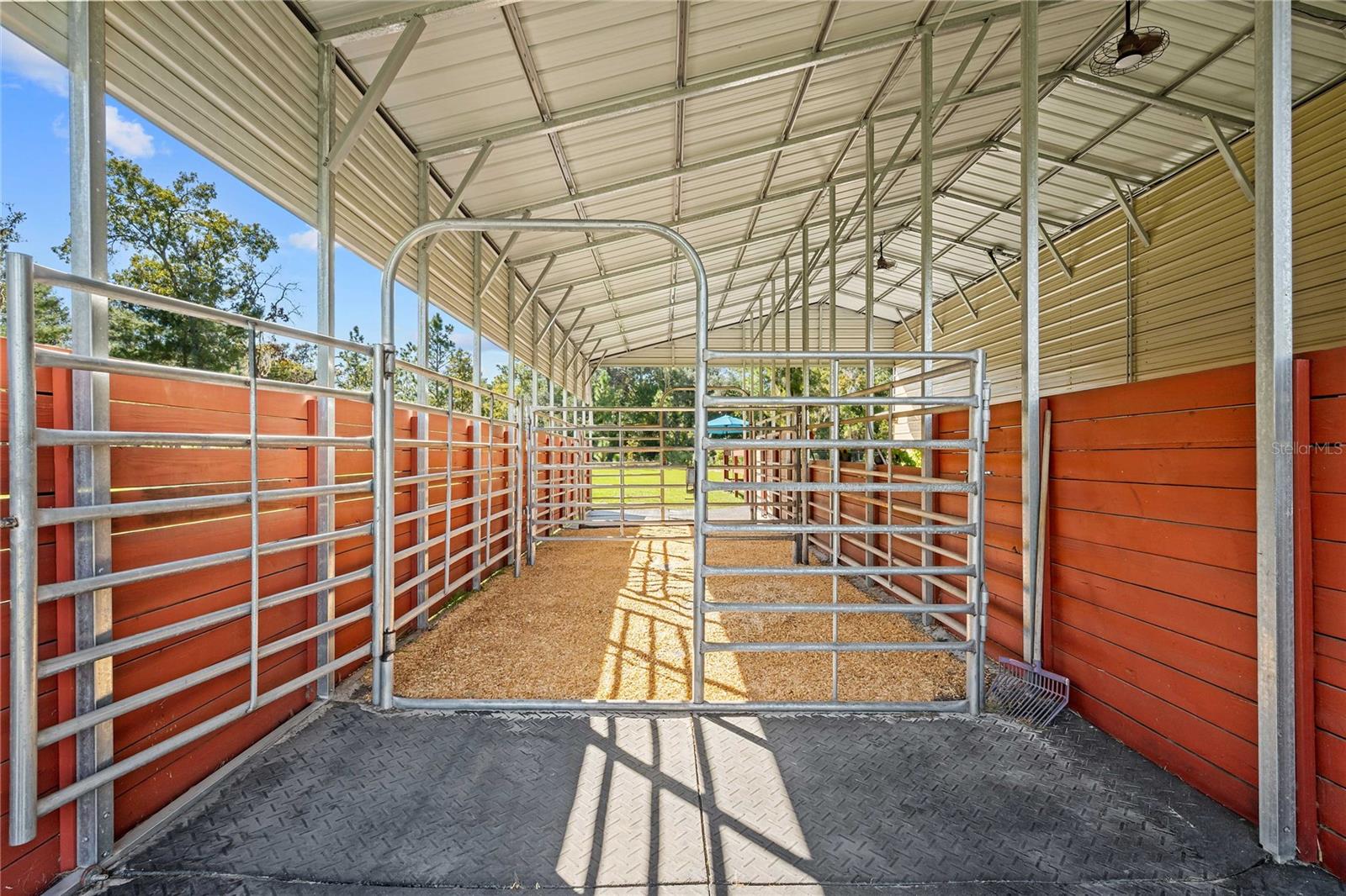 2402 N STAMPEDE DRIVE, Beverly Hills, FL 34465
