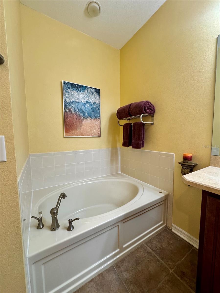 13350 MEADOW GOLF AVENUE, Hudson, FL 34669