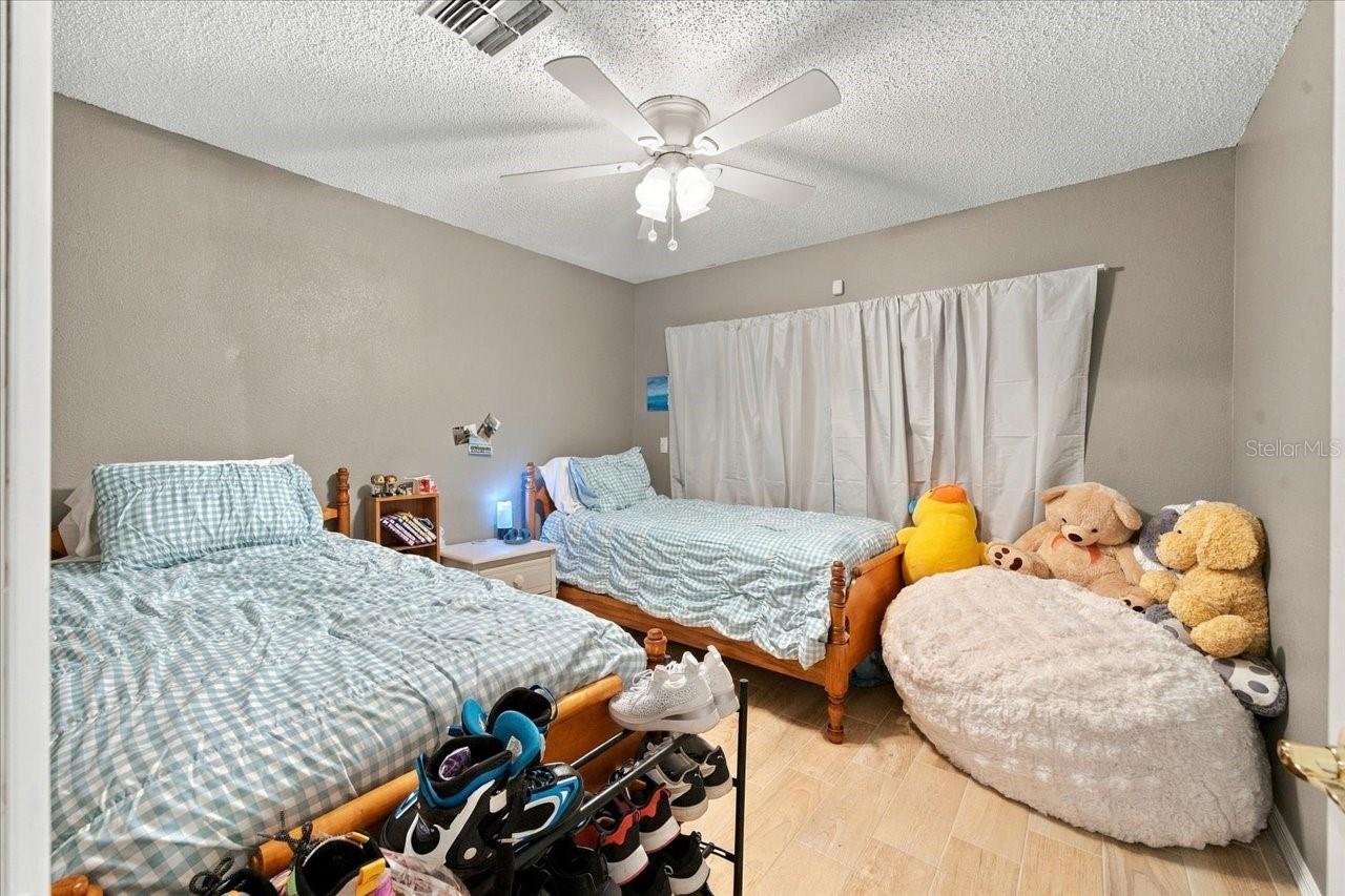 Guest Bedroom 1