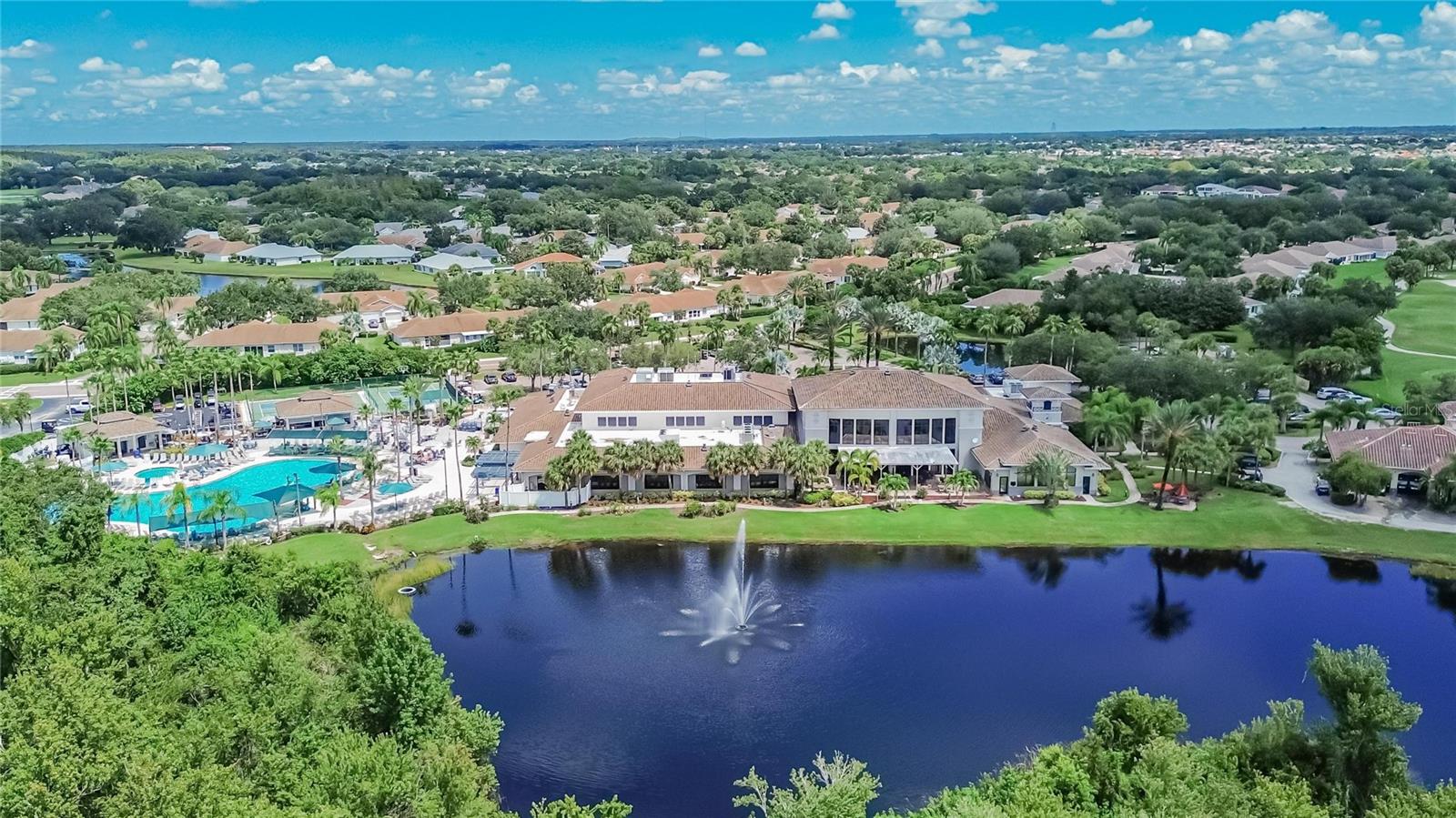 2017 HULLHOUSE DRIVE, Sun City Center, FL 33573