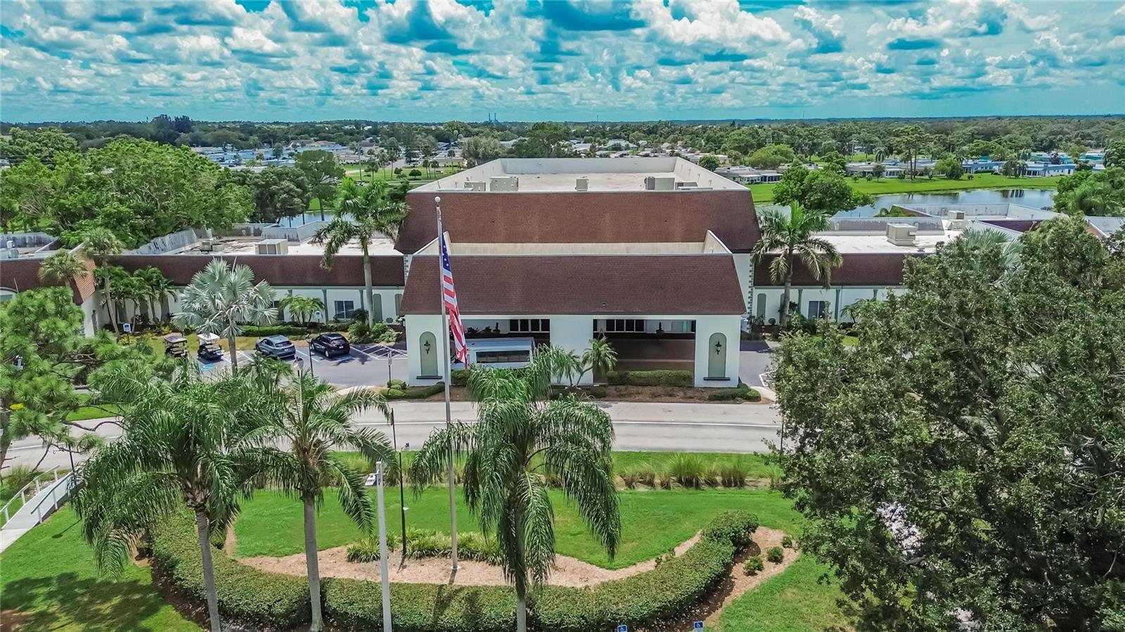2017 HULLHOUSE DRIVE, Sun City Center, FL 33573