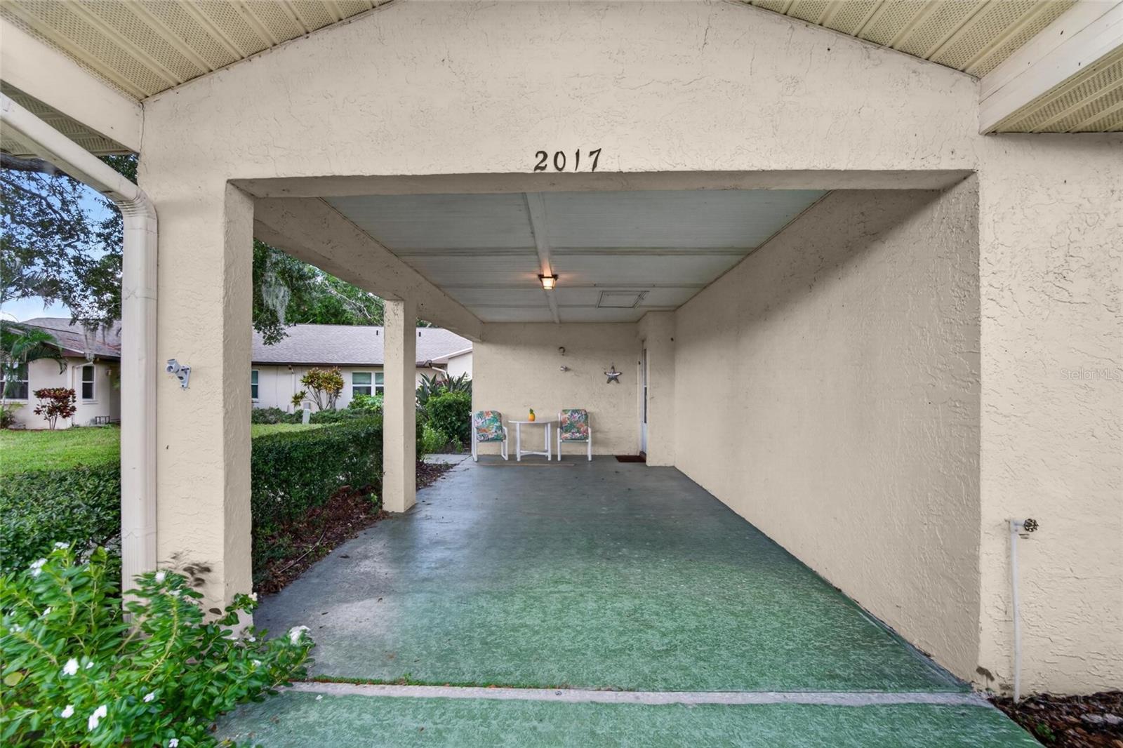 2017 HULLHOUSE DRIVE, Sun City Center, FL 33573