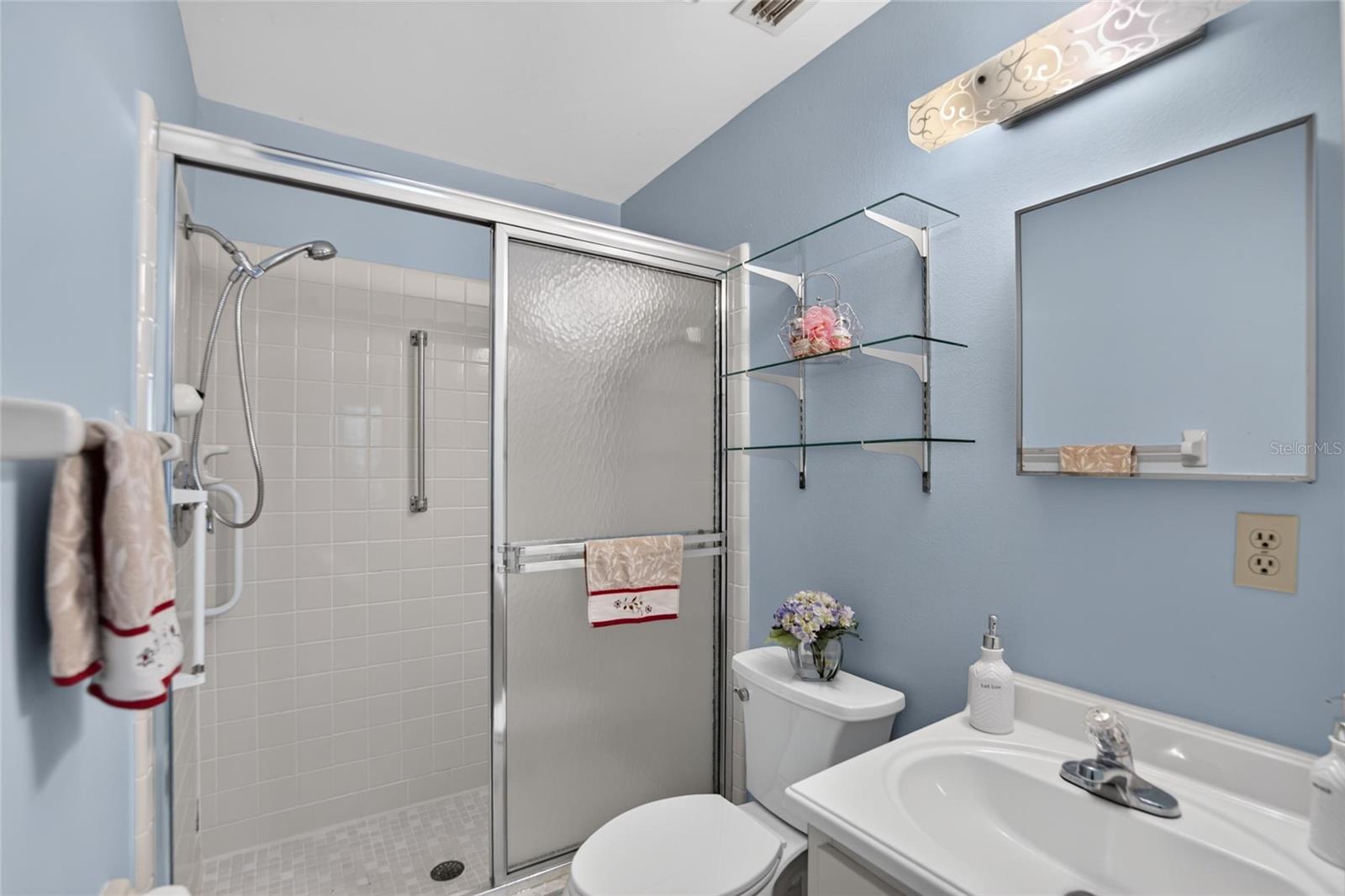 2017 HULLHOUSE DRIVE, Sun City Center, FL 33573 2017 HULLHOUSE DRIVE, Sun City Center, FL 33573