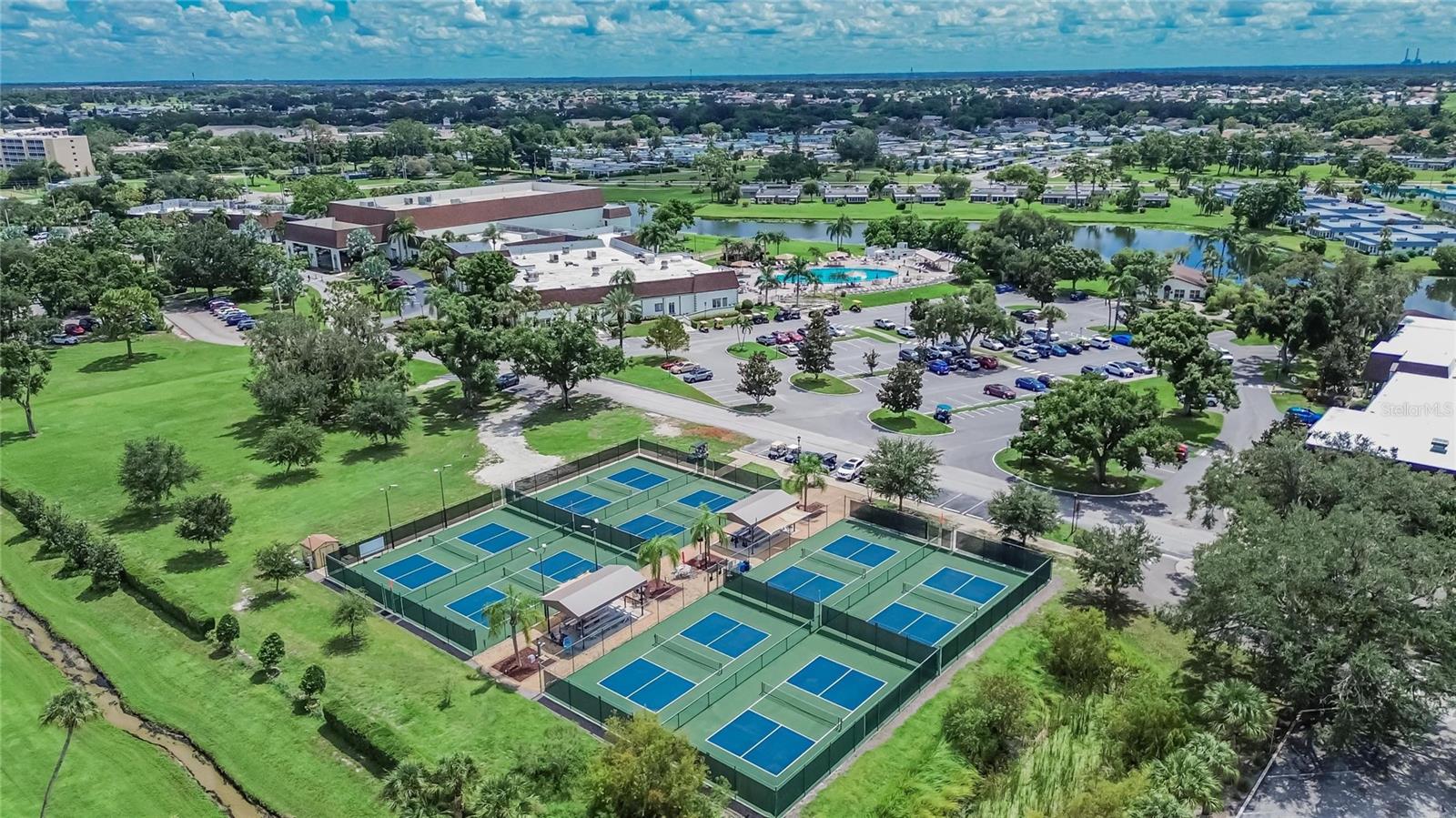 2017 HULLHOUSE DRIVE, Sun City Center, FL 33573