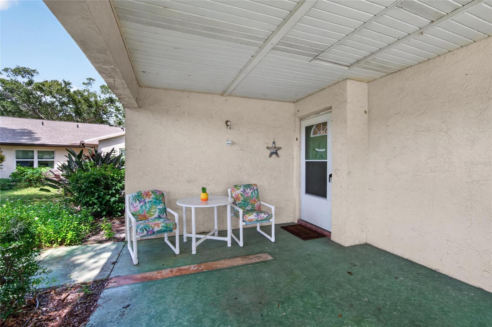 2017 HULLHOUSE DRIVE, Sun City Center, FL 33573