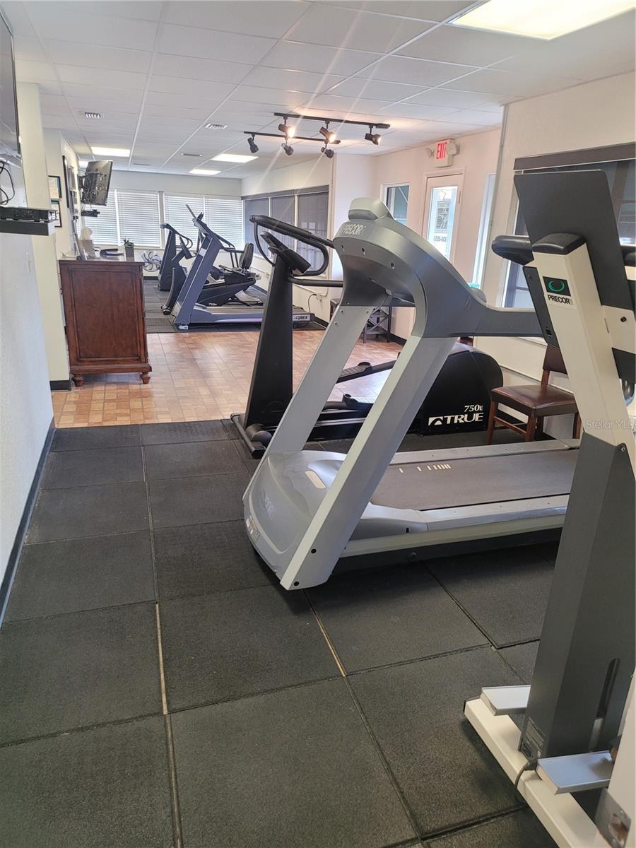 814 S DALE MABRY HIGHWAY, Tampa, FL 33609 814 S DALE MABRY HIGHWAY, Tampa, FL 33609