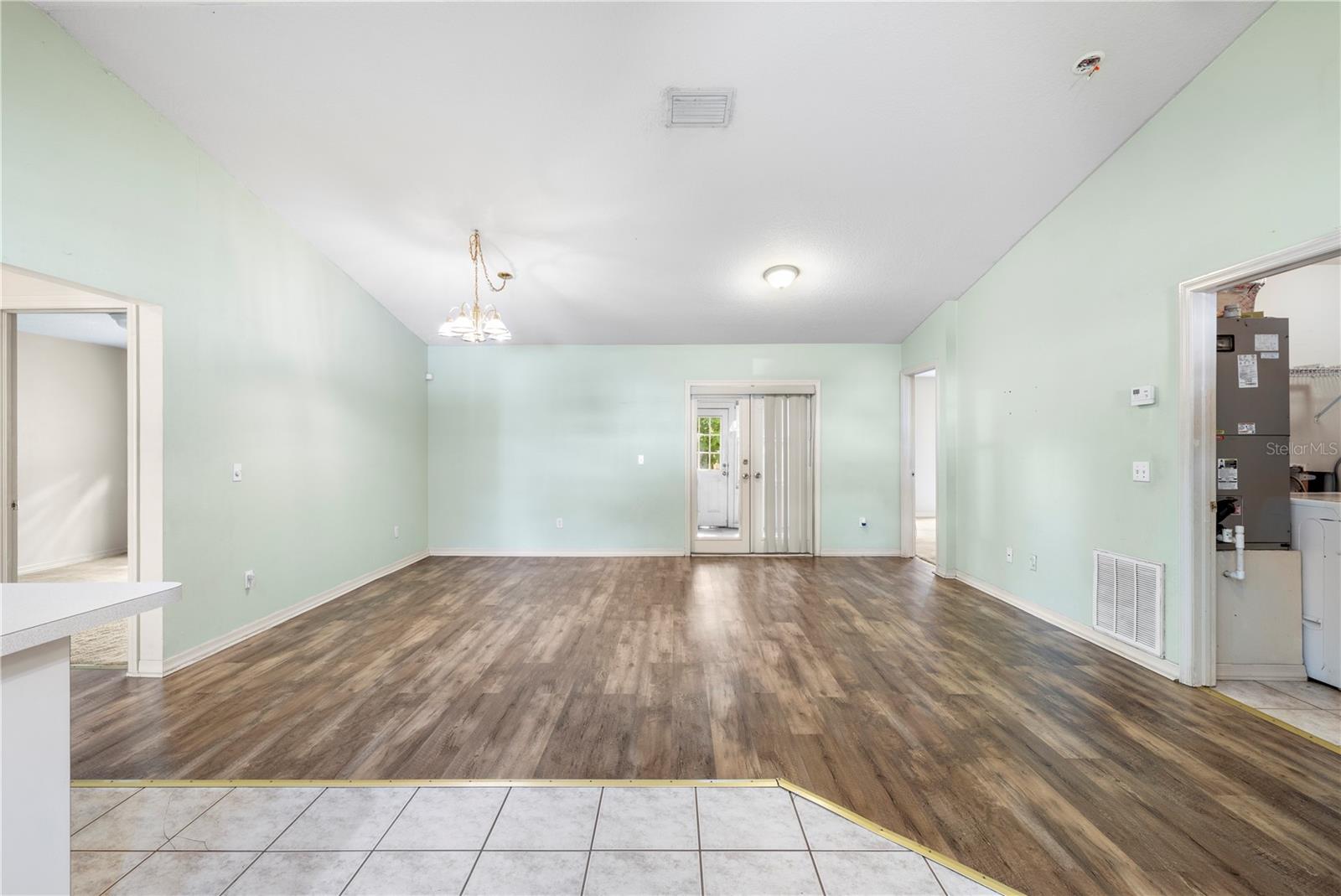 4201 E WILMA STREET, Tampa, FL 33617